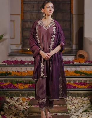 Women Ethnic Motifs Embroidered Regular Liva Kurta with Trousers & With Dupatta 1