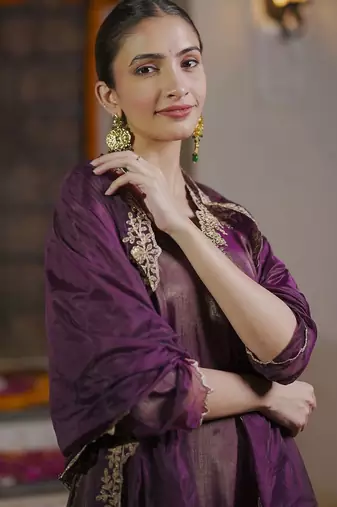 Women Ethnic Motifs Embroidered Regular Liva Kurta with Trousers & With Dupatta