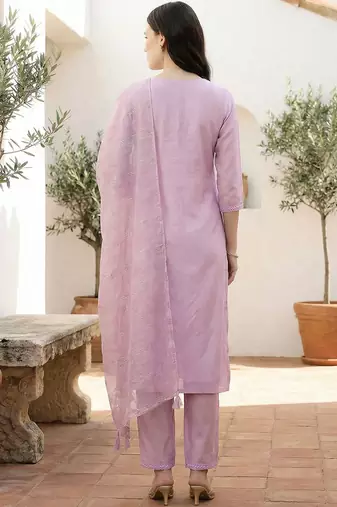Women Regular Mirror Work Liva Kurta with Trousers & With Dupatta