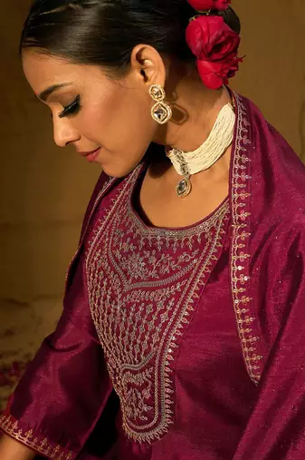 Ethnic Motifs Embroidered Sequinned Straight Kurta with Trousers & With Dupatta