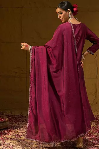 Ethnic Motifs Embroidered Sequinned Straight Kurta with Trousers & With Dupatta
