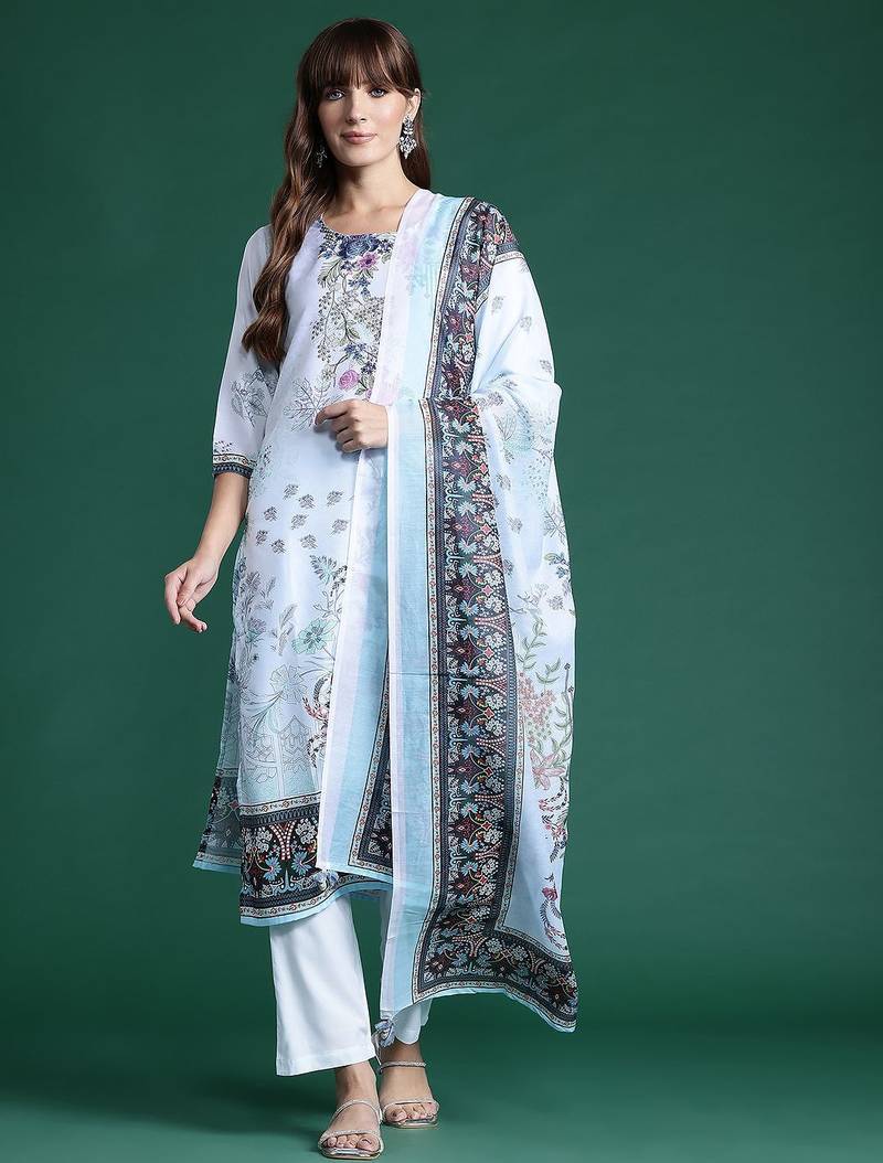 Ethnic Motifs Printed Kurta With Trousers & Dupatta