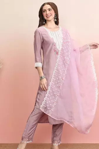 Floral Embroidered Round Neck Thread Work Straight Kurta with Trousers & Dupatta