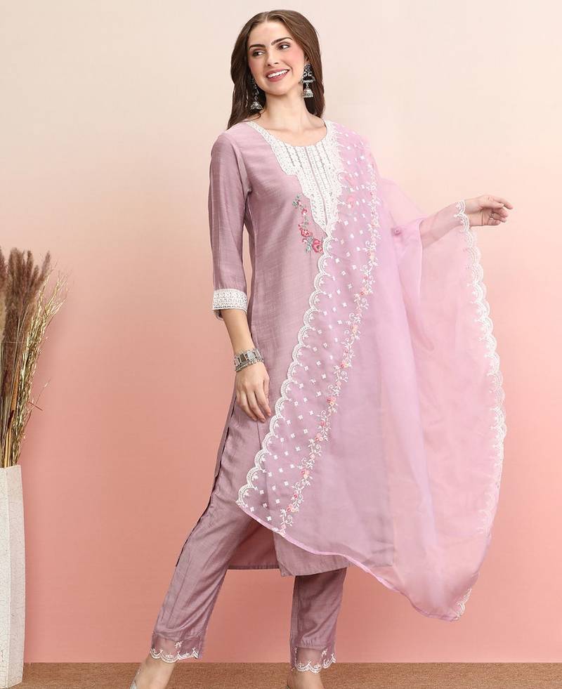 Floral Embroidered Round Neck Thread Work Straight Kurta with Trousers & Dupatta