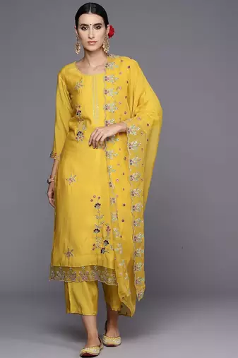 Women Floral Embroidered Regular Thread Work Kurta with Trousers & Dupatta
