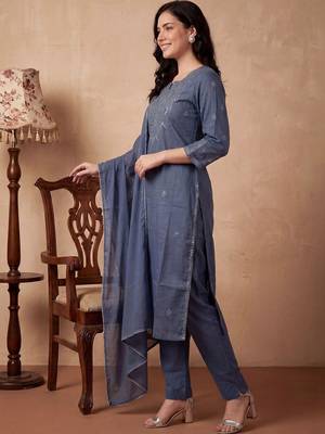 Women Ethnic Motifs Embroidered Regular Mirror Work Pure Cotton Kurta with Trousers & With Dupatta 4