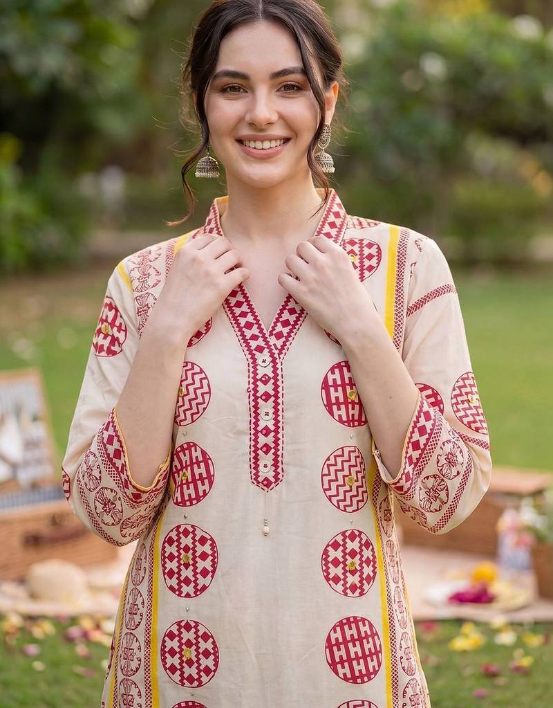 Women Ethnic Motifs Printed Regular Pure Cotton Kurta with Trousers & With Dupatta