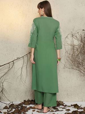 Embroidered Mandarin Collar Thread Work Pure Cotton Kurta With Trousers 5