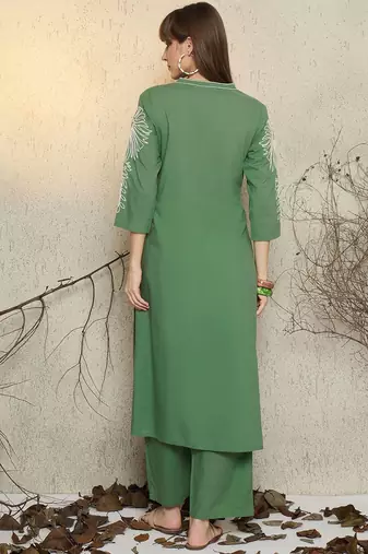 Embroidered Mandarin Collar Thread Work Pure Cotton Kurta With Trousers