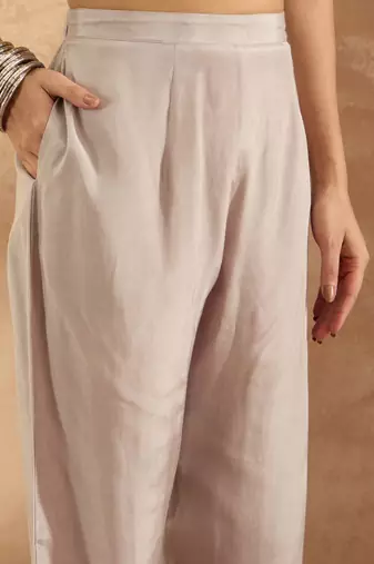 Women Ethnic Motifs Embroidered Regular Thread Work Kurta with Trousers