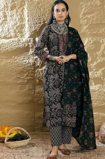 Women Floral Printed Regular Pure Cotton Kurta with Trousers & Dupatta