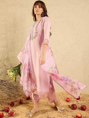 Lavender Floral Embroidered V-Neck Straight Kurta with Trousers & Dupatta 5