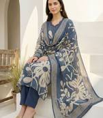 Women Floral Printed Regular Kurta with Trousers & With Dupatta