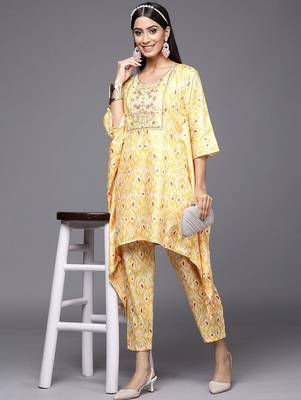 Ethnic Motifs Printed Thread Work Kaftan Kurta with Trouser 5