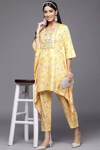 Ethnic Motifs Printed Thread Work Kaftan Kurta with Trouser