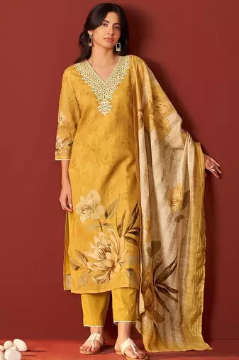 Women Floral Embroidered Cotton Kurta with Trousers & Dupatta