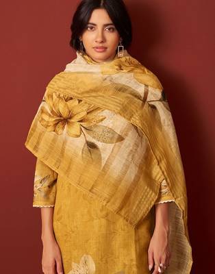 Women Floral Embroidered Cotton Kurta with Trousers & Dupatta 6