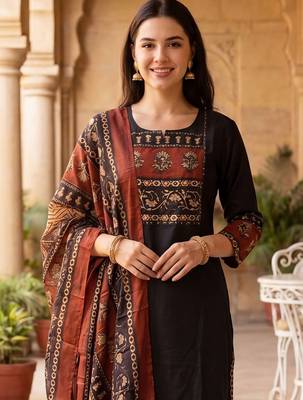 Women Ethnic Motifs Printed Regular Pure Cotton Kurta with Trousers & With Dupatta 2