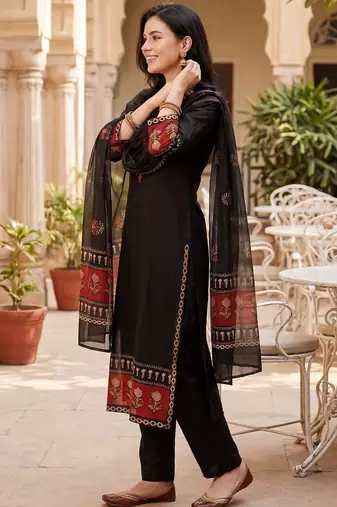 Women Ethnic Motifs Printed Regular Pure Cotton Kurta with Trousers & With Dupatta