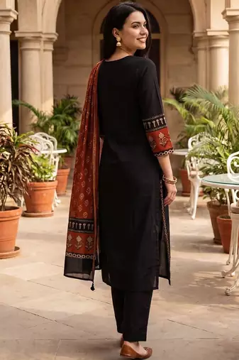 Women Ethnic Motifs Printed Regular Pure Cotton Kurta with Trousers & With Dupatta