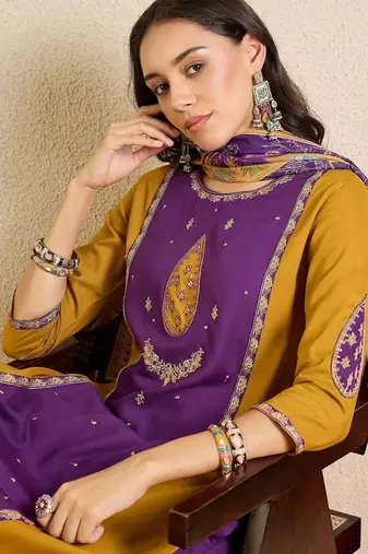 Women Ethnic Motifs Colourblocked Regular Thread Work Kurta with Patiala & With Dupatta