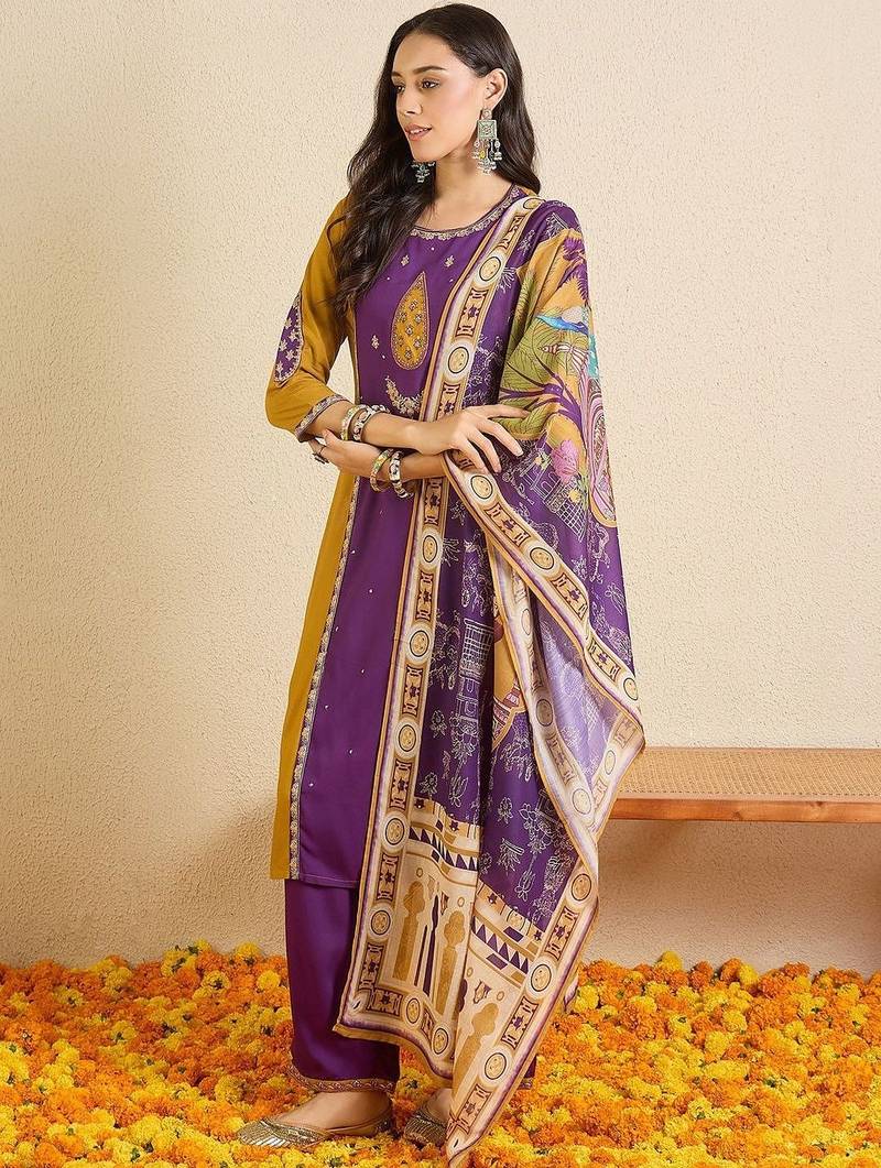 Women Ethnic Motifs Colourblocked Regular Thread Work Kurta with Patiala & With Dupatta