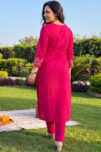 Women Ethnic Motifs Embroidered Regular Thread Work  Cotton Kurta with Trousers