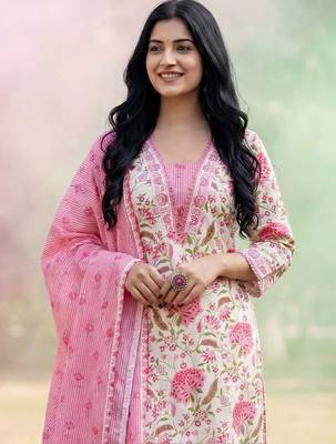 Women Floral Printed Regular Pure Cotton Kurta with Trousers & With Dupatta 1