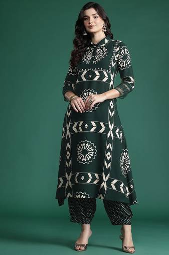 Floral Printed Sequinned Kurta with Trousers