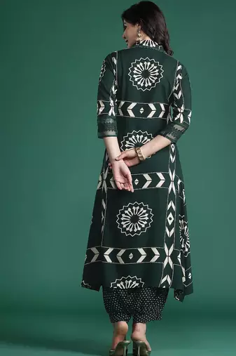 Floral Printed Sequinned Kurta with Trousers