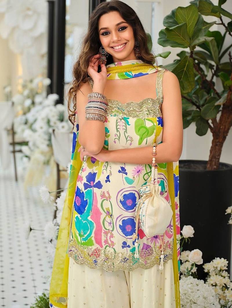 Women Floral Printed Regular Gotta Patti Kurta With Sharara & Dupatta