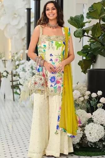 Women Floral Printed Regular Gotta Patti Kurta With Sharara & Dupatta