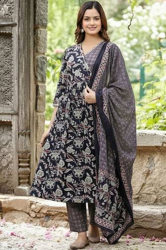 Women Floral Printed Angrakha Pure Cotton Kurta with Trousers & With Dupatta