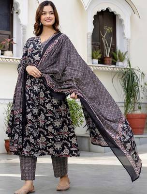 Women Floral Printed Angrakha Pure Cotton Kurta with Trousers & With Dupatta 5