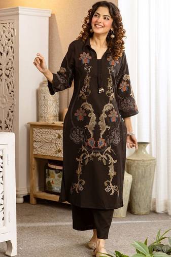Women Ethnic Motifs Embroidered Regular Thread Work Pure Cotton Kurta with Trousers