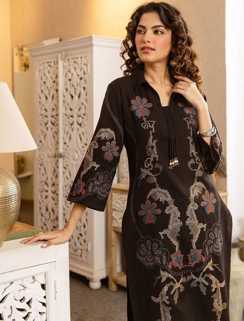 Women Ethnic Motifs Embroidered Regular Thread Work Pure Cotton Kurta with Trousers
