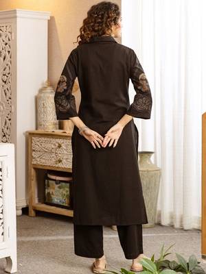 Women Ethnic Motifs Embroidered Regular Thread Work Pure Cotton Kurta with Trousers 6