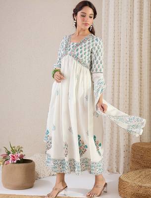 Floral Printed V Neck Empire A Line Pure Cotton Kurta With Trousers & Dupatta 3
