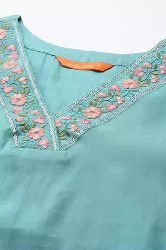 Floral Embroidered Thread Work Kurta with Trousers & With Dupatta