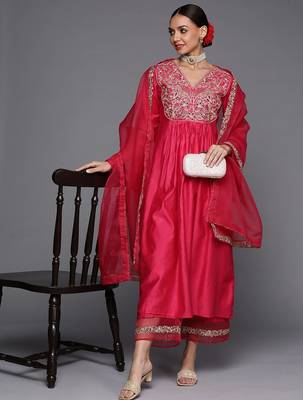 Women Pink & Gold Yoke Embroidered Sequinned A-Line Kurta Palazzos Dupatta 8