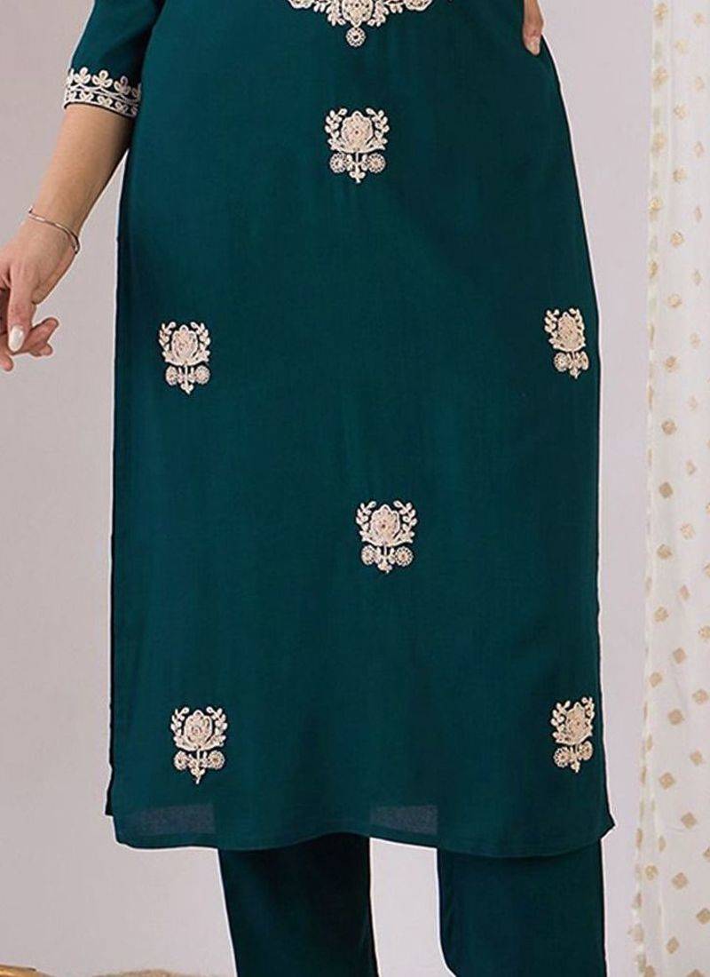 Women Embroidered Regular Kurta with Trousers