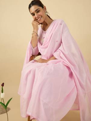 Women Embroidered Thread Work Pure Cotton Kurta with Trousers & With Dupatta 1