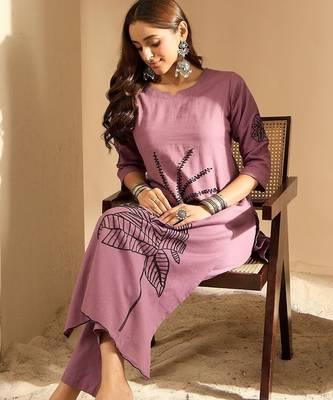 Women Floral Embroidered Regular Thread Work Pure Cotton Kurta with Trousers 1