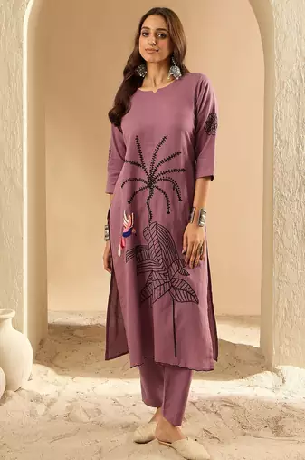 Women Floral Embroidered Regular Thread Work  Cotton Kurta with Trousers