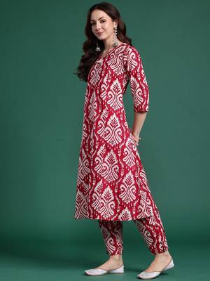 Ethnic Motifs Printed Regular Kurta with Trousers 3