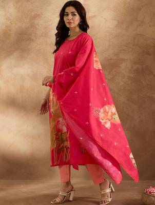 Women Floral Printed Regular  Cotton Kurta with Trousers & Dupatta 5