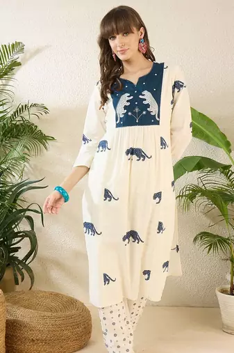 Embroidered Round Neck Three-Quarter Sleeves Pure Cotton Tunic And Trousers