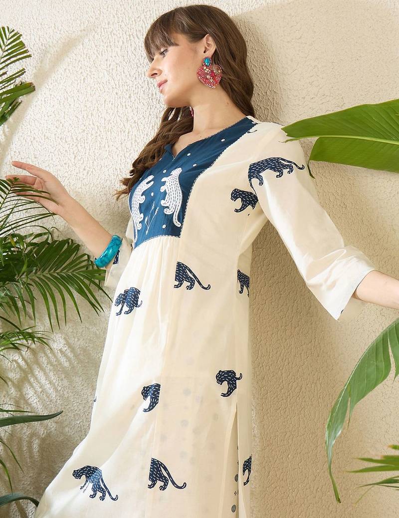 Embroidered Round Neck Three-Quarter Sleeves Pure Cotton Tunic And Trousers