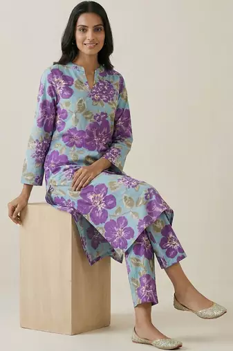 Women Floral Printed Regular Pure Cotton Kurta with Trousers