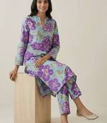 Women Floral Printed Regular Pure Cotton Kurta with Trousers